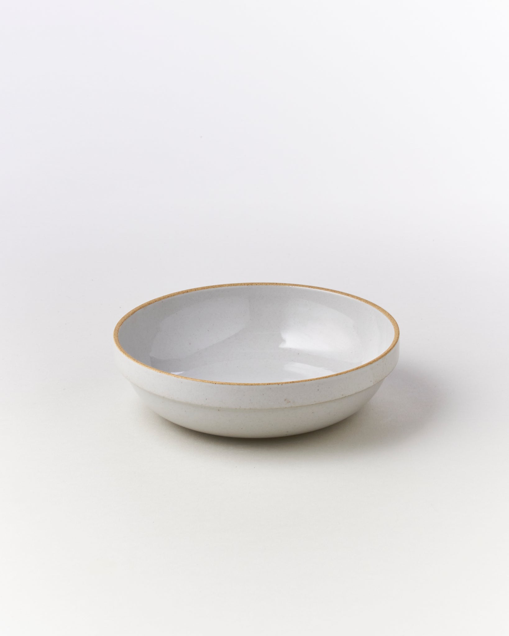 Hasami 7 3/8-inch Round Bowl in Gloss Grey