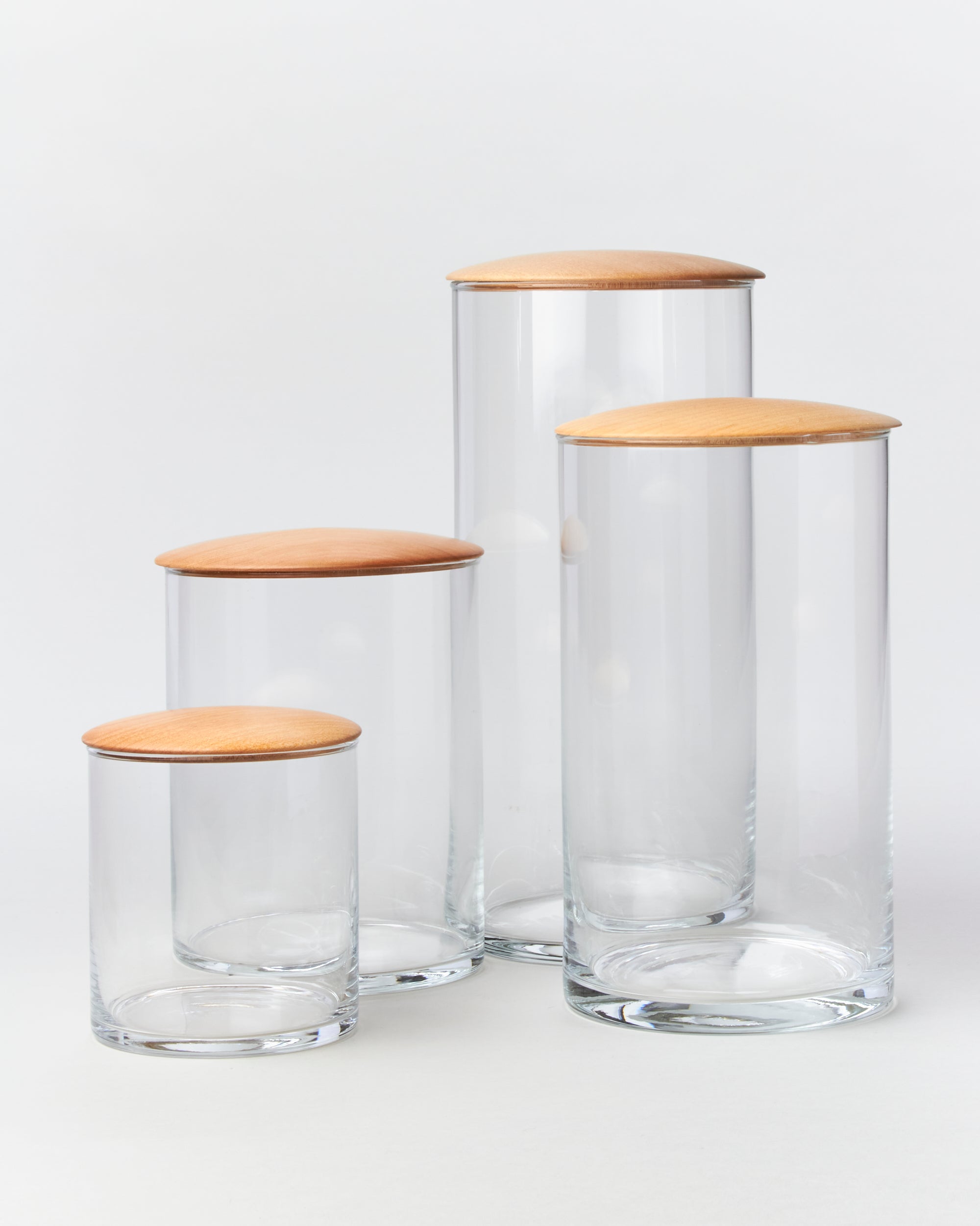 http://shopgoodfriend.com/cdn/shop/products/hawkins-simple-storage-containers-7546.jpg?v=1645817104