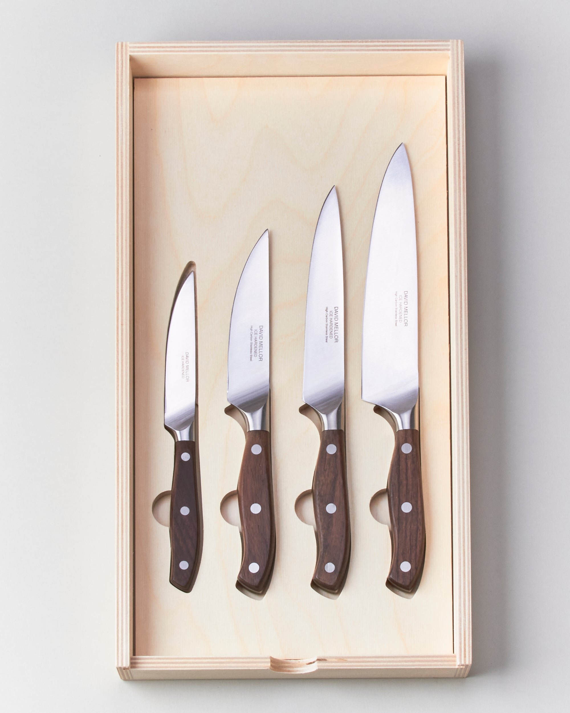 http://shopgoodfriend.com/cdn/shop/products/rosewood-starter-knife-set-6059.jpg?v=1636340157