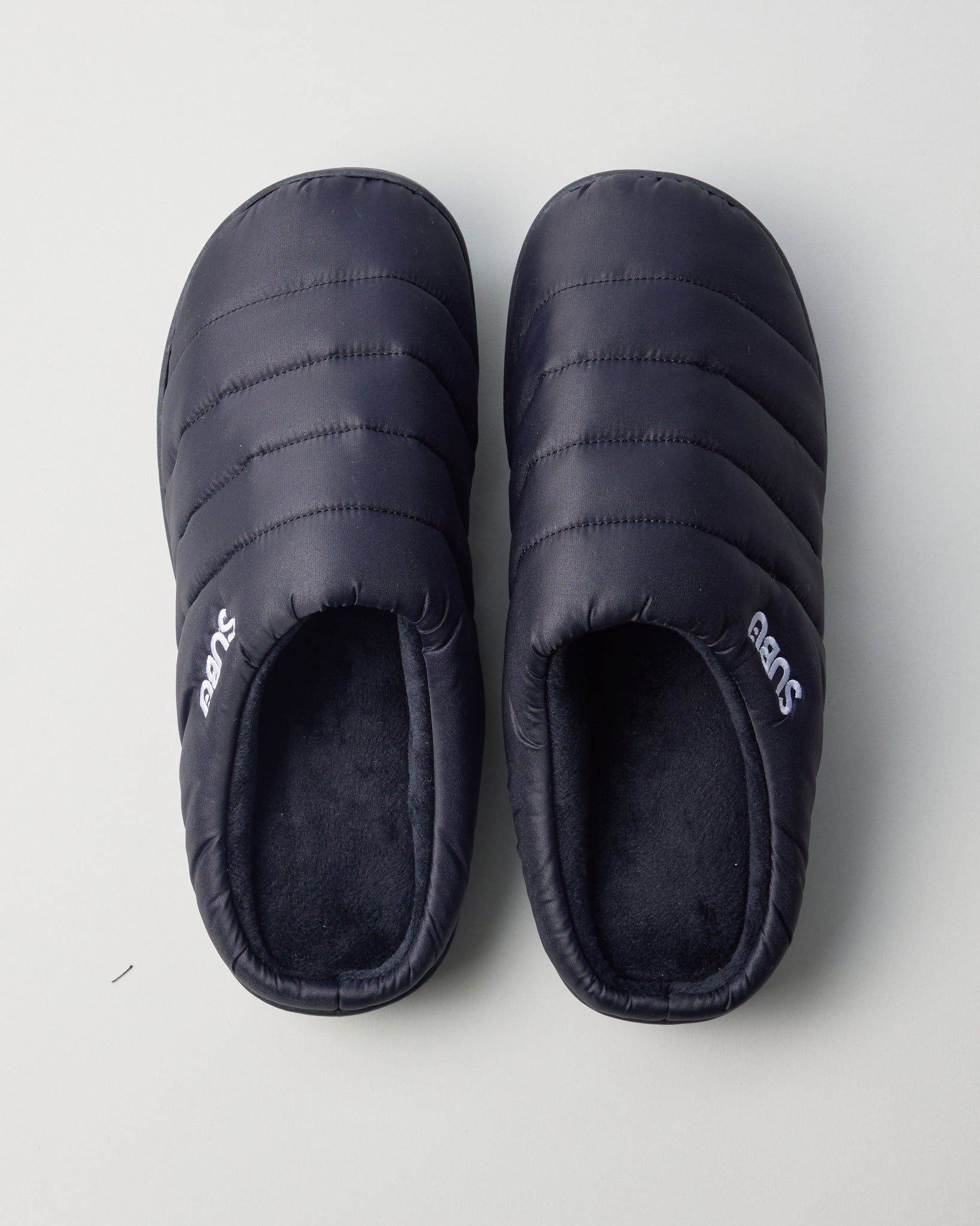 SUBU Slippers in Black
