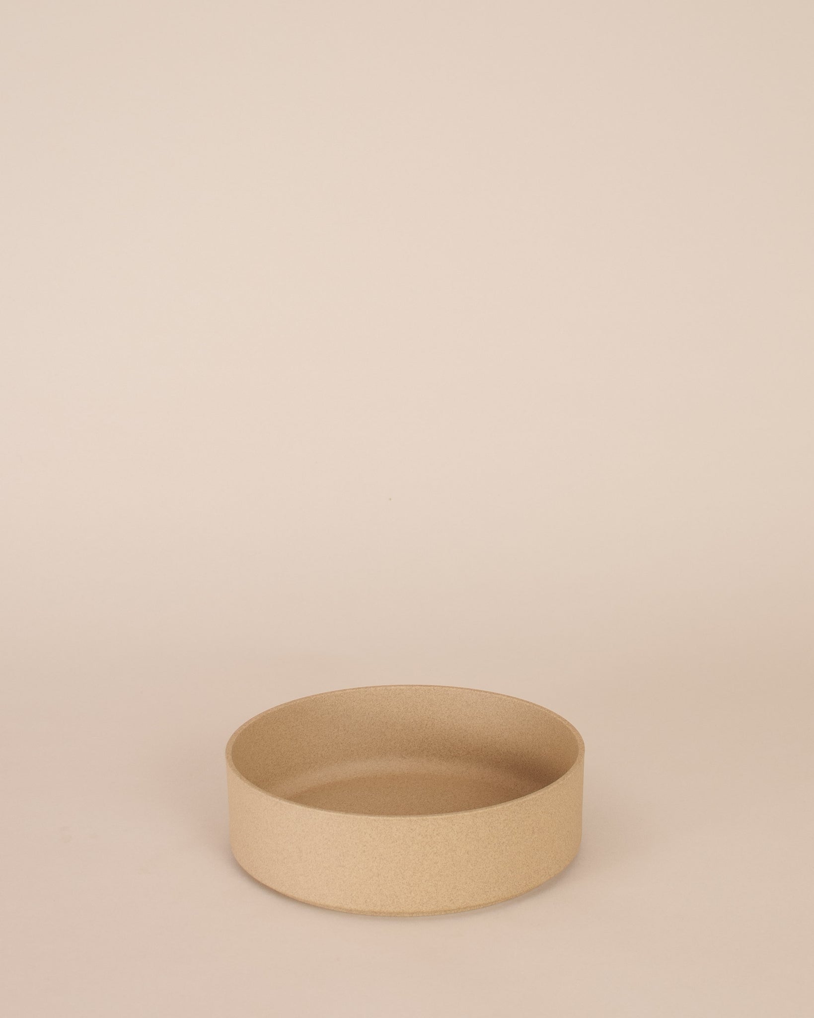 Hasami Bowl in Natural