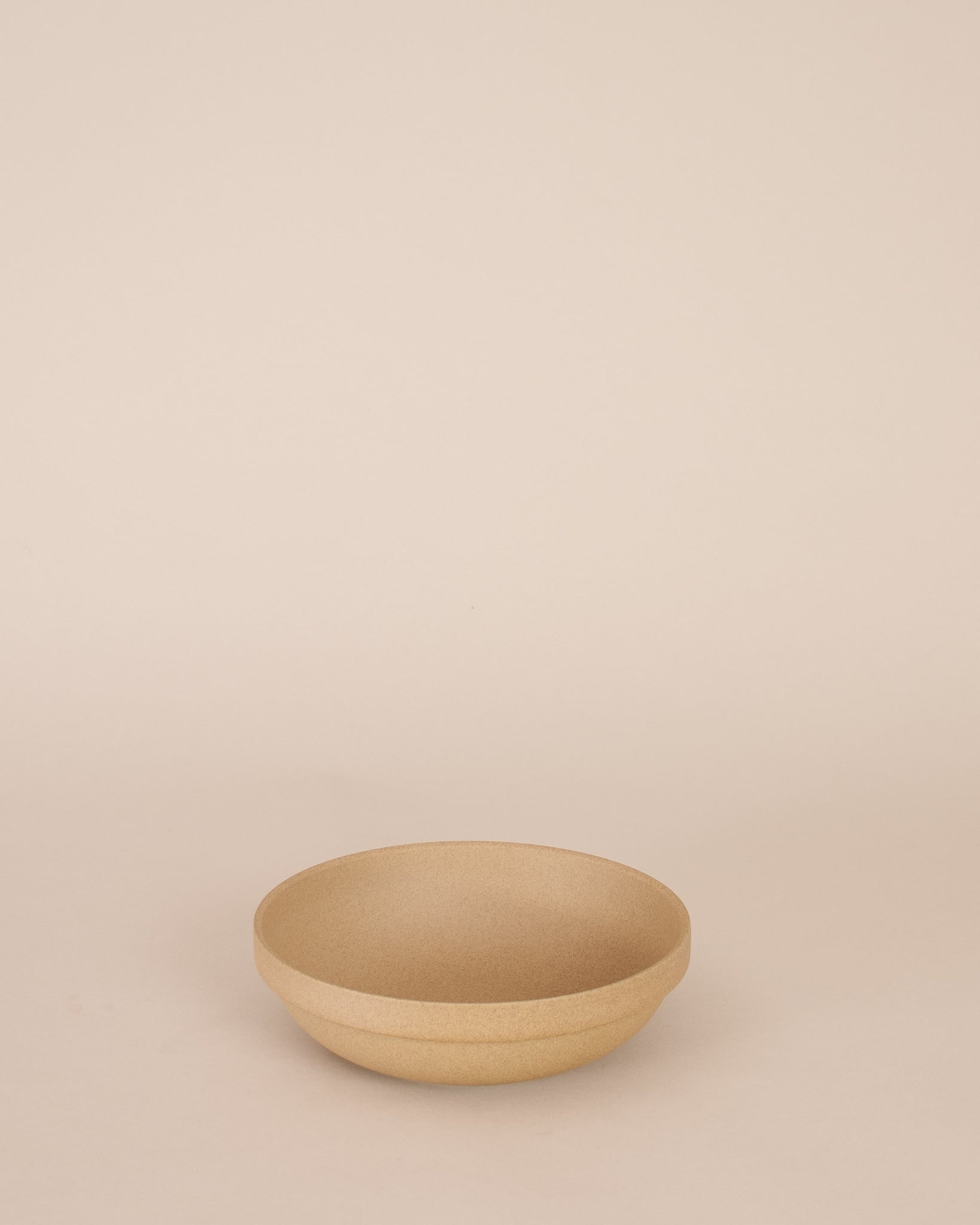 Hasami 7 3/8-inch Round Bowl in Natural