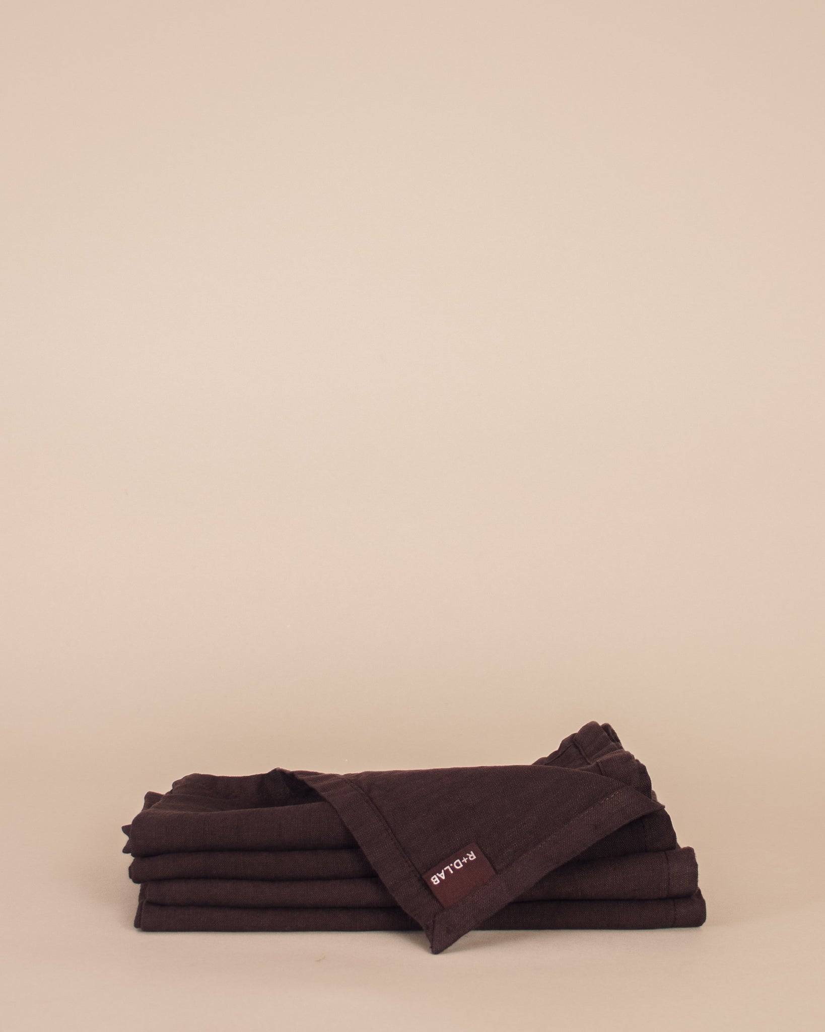 Tela Linen Napkin in Deep Plum
