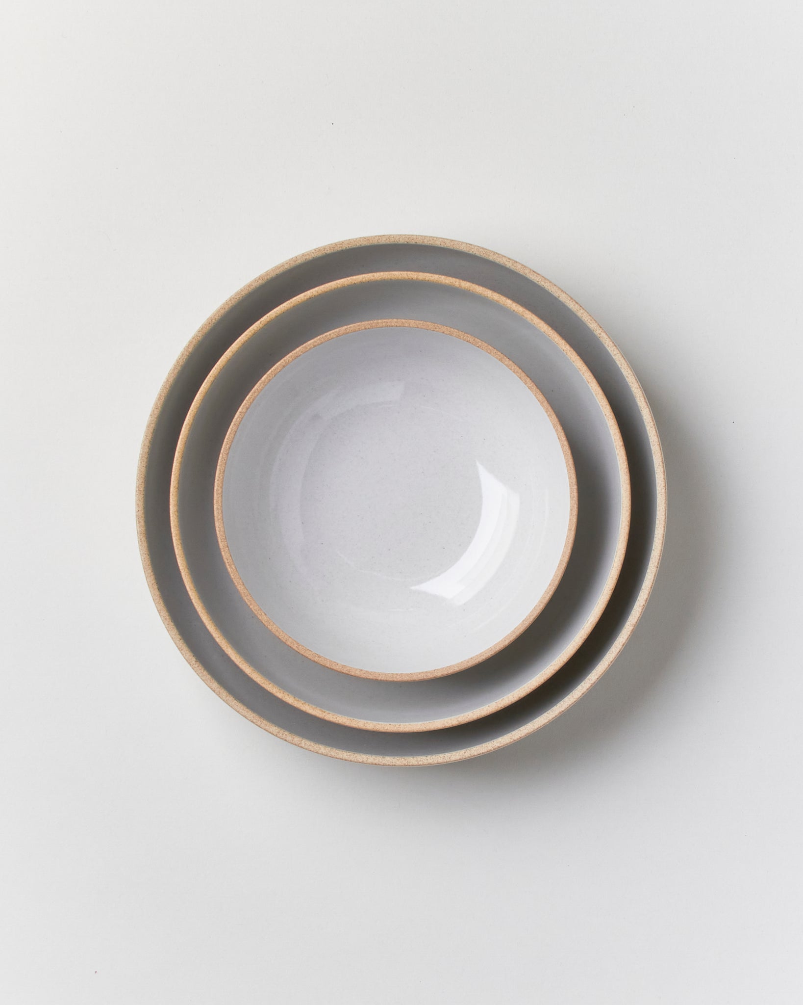 Hasami 5 5/8-inch Round Bowl in Gloss Grey