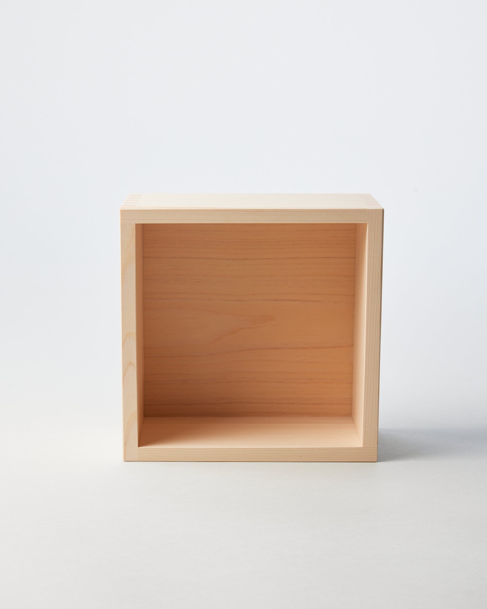Hinoki Kimasu Large Wooden Container