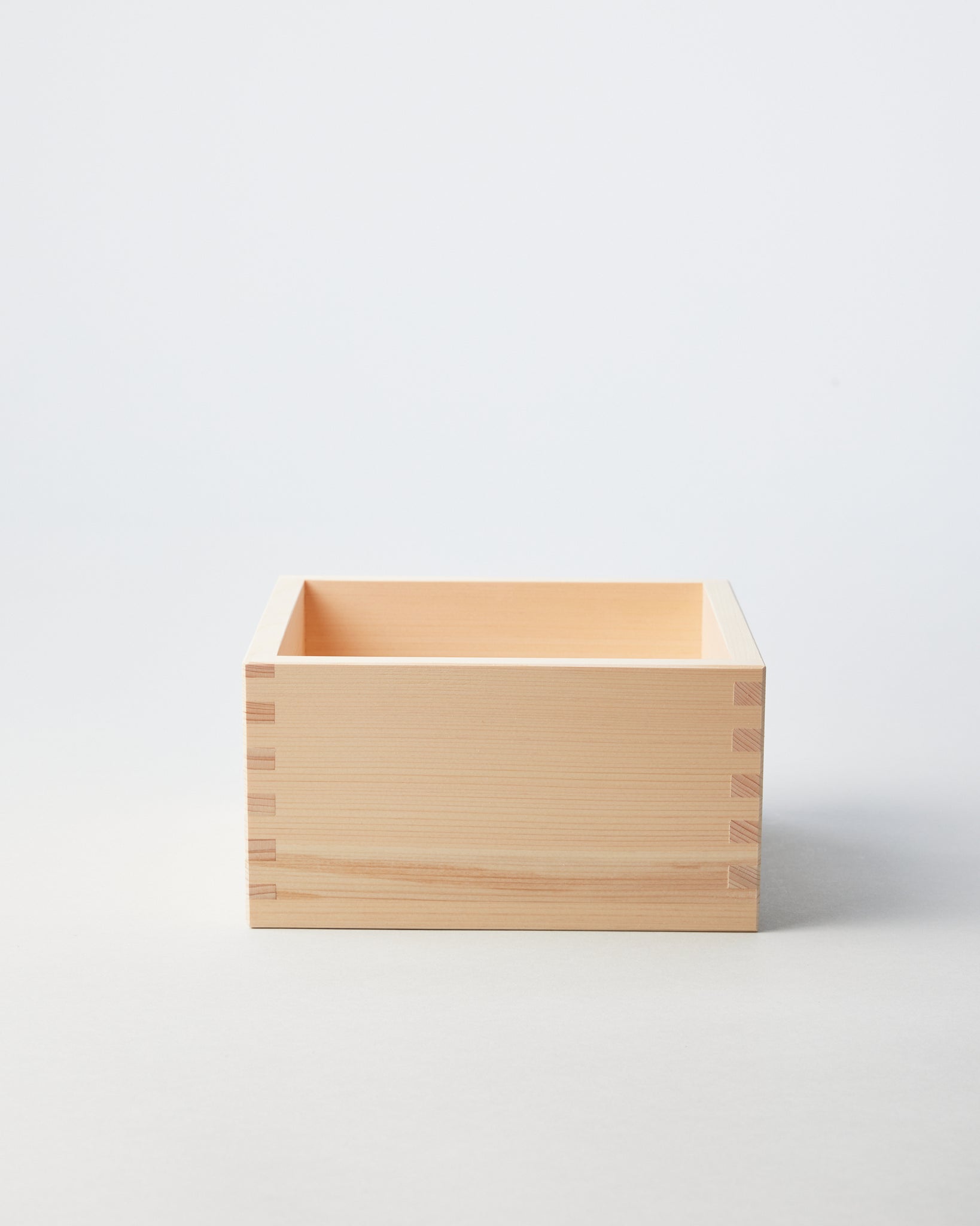 Hinoki Kimasu Large Wooden Container
