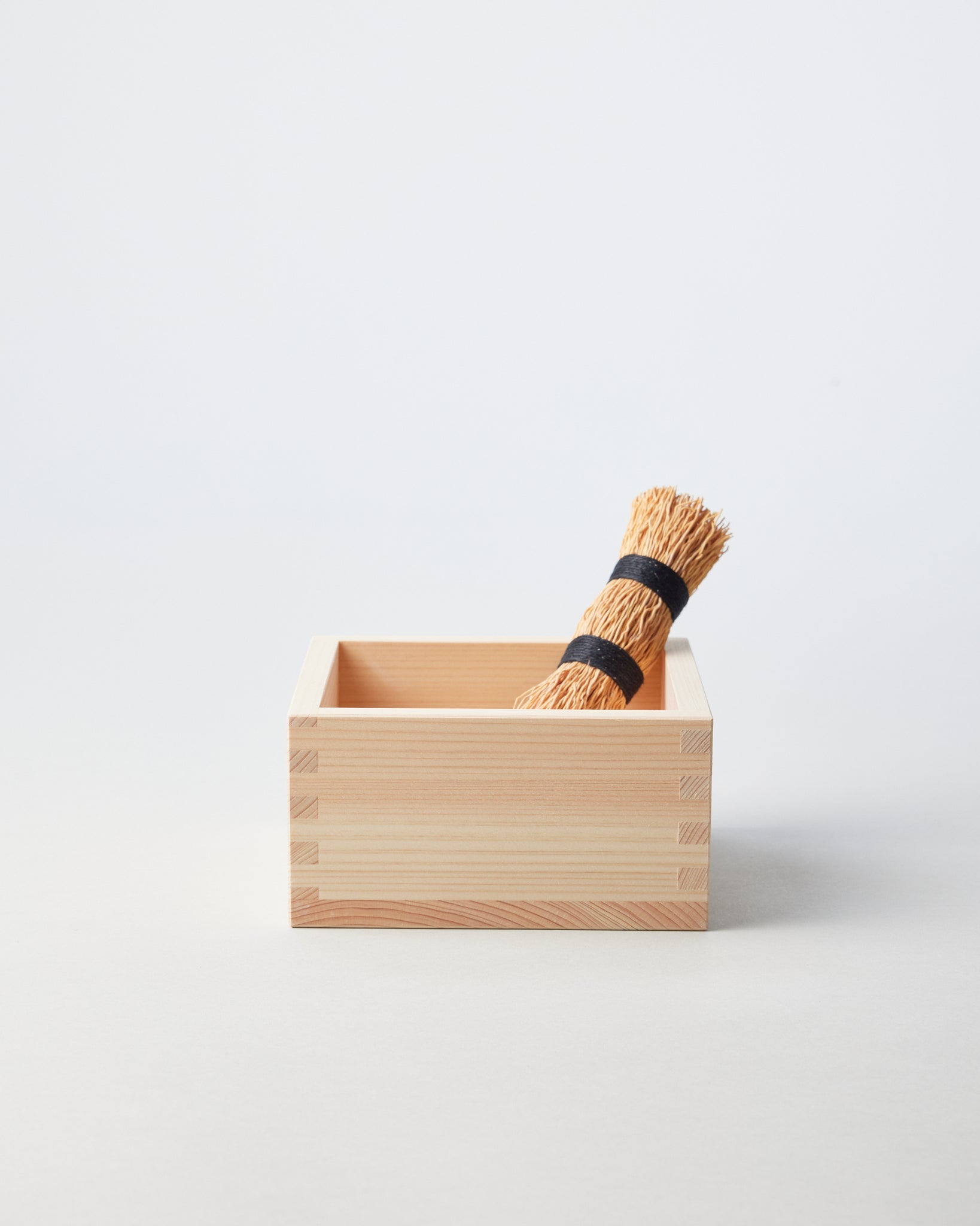 Hinoki Kimasu Medium Wooden Container