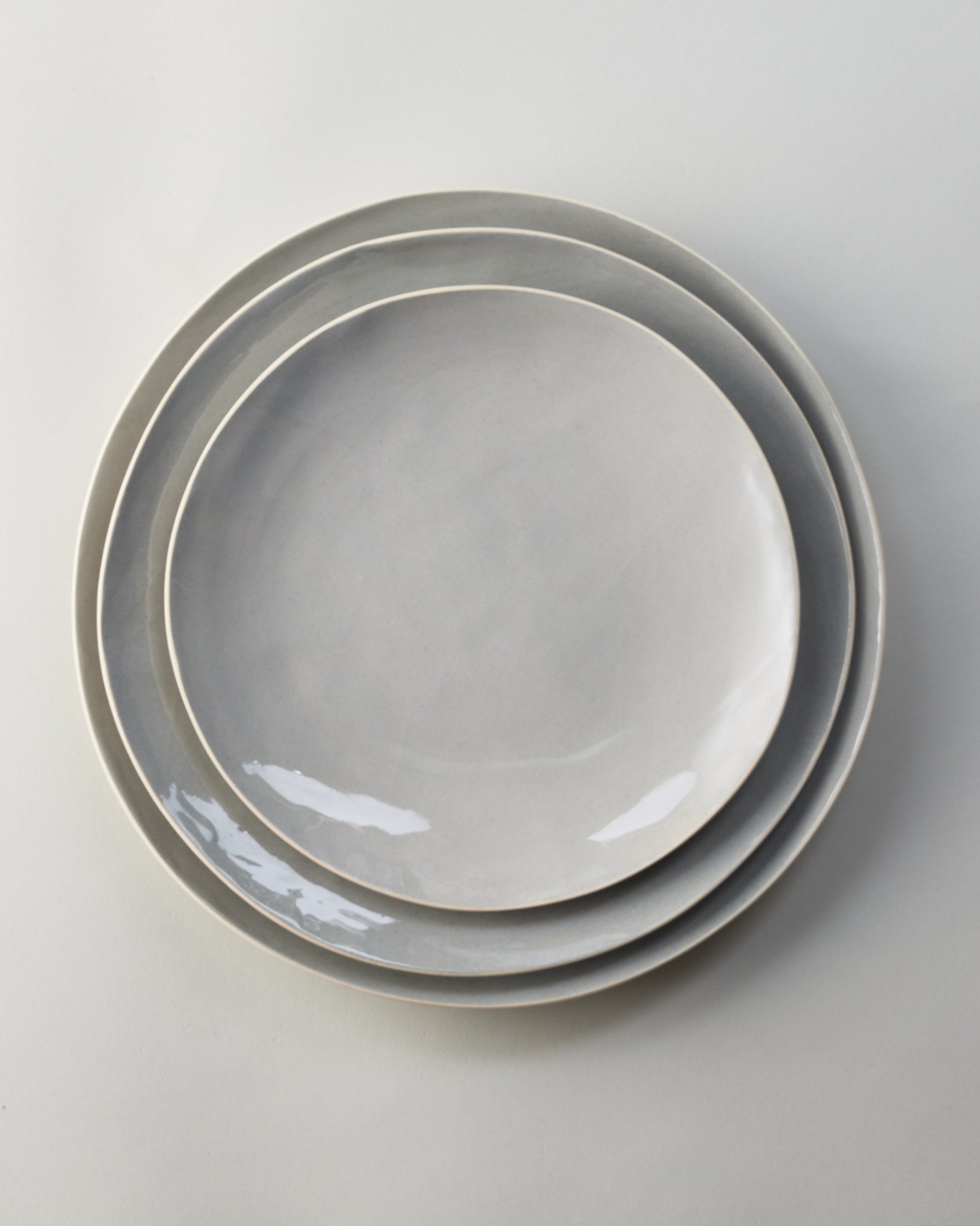 Medium Plate in Pumice