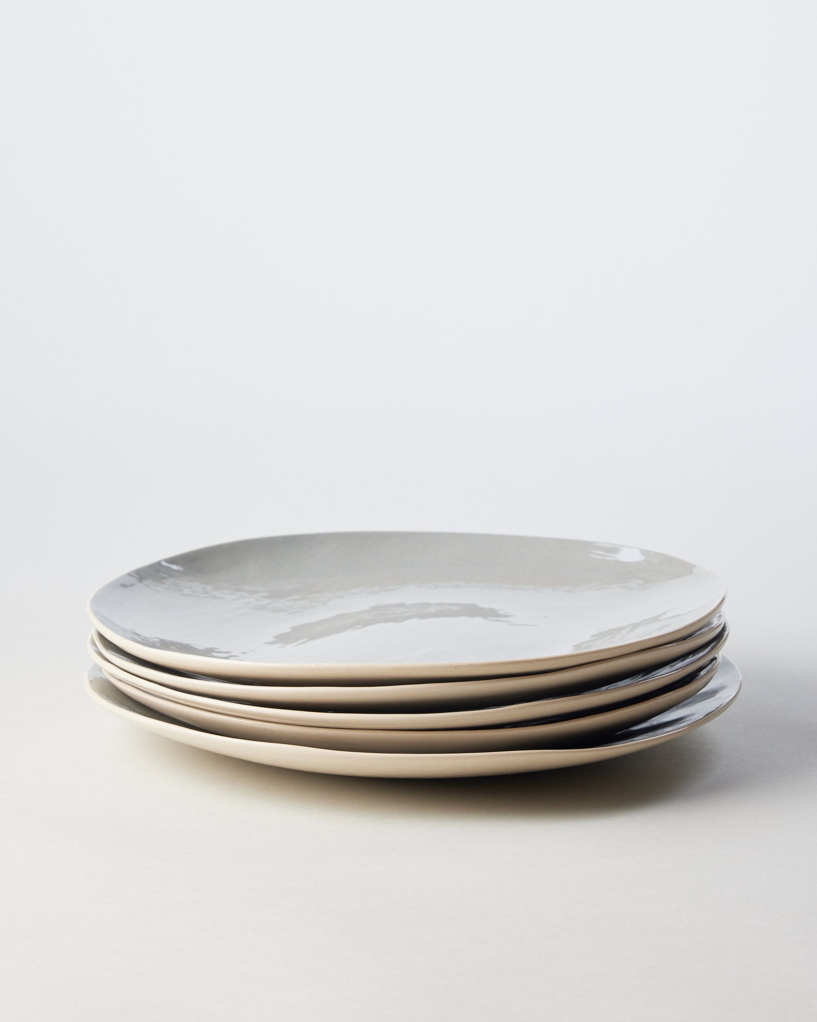 Medium Plate in Pumice