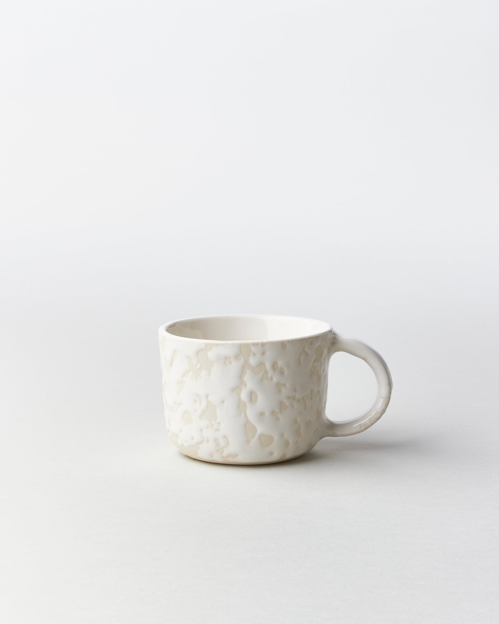 Snow Drift Traditional Mug