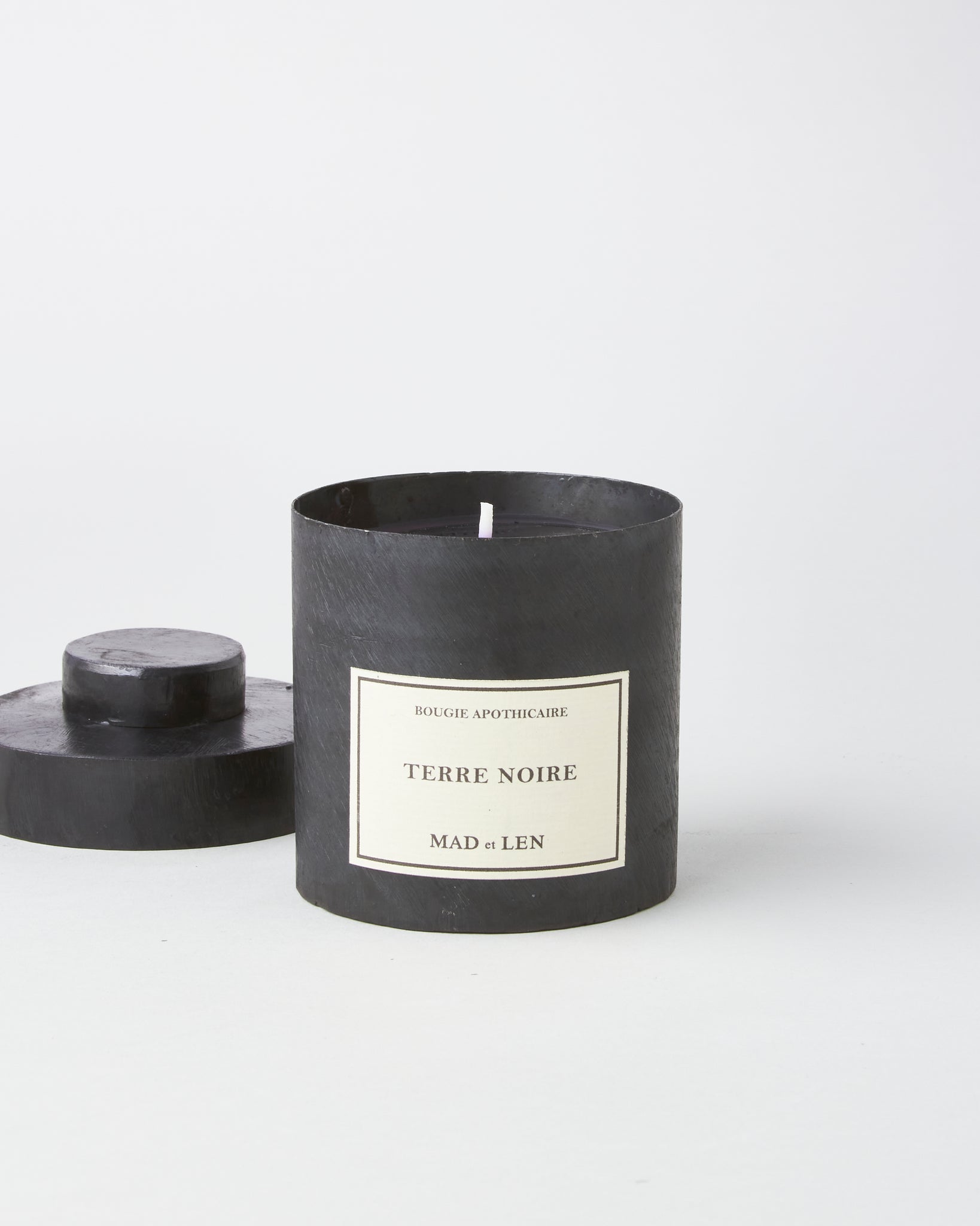 Terre Noire Scented Candle